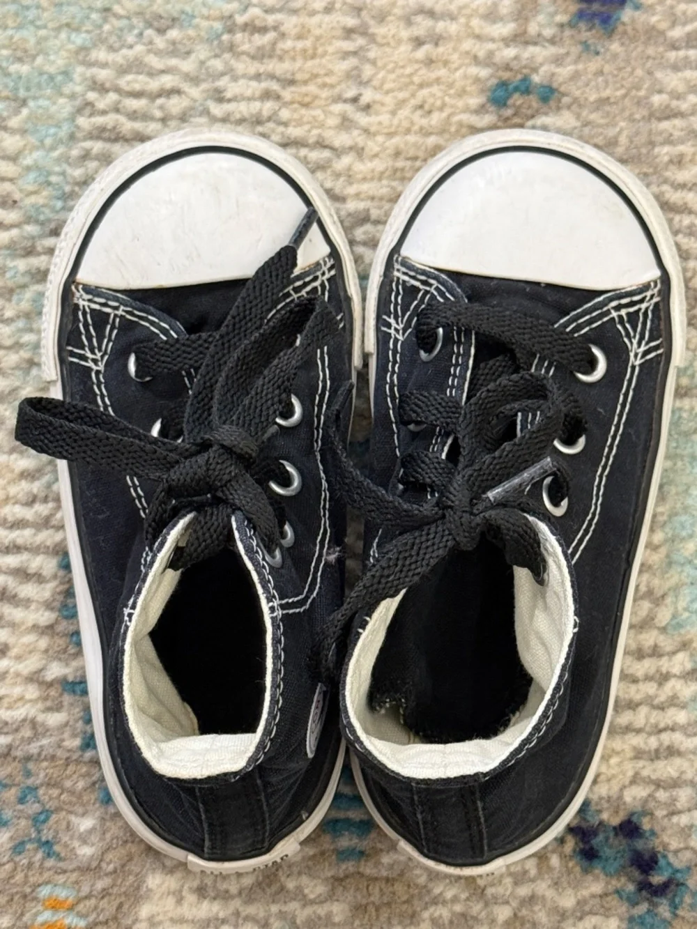 Black canvas Converse Chuck Taylor All Star toddler high-top sz 8 sneakers shoes